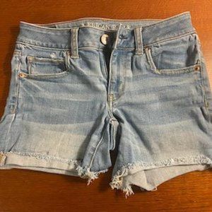American Eagle denim shorts size 4